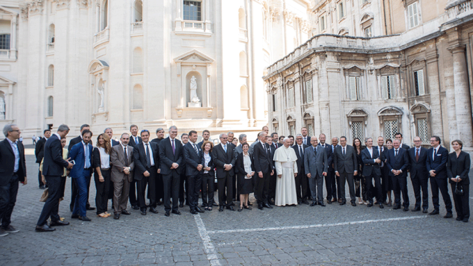 Foto-Udienza-Papa-Francesco-Opel